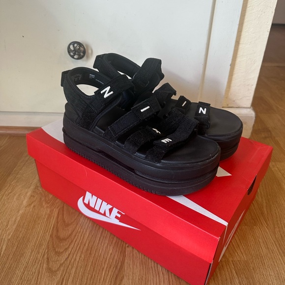 Nike Icon Classic Platform Sandals Size 9 - Picture 2 of 8